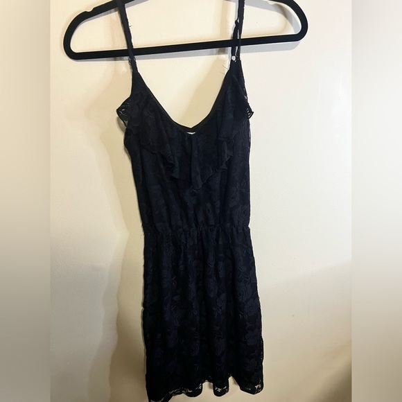 Spaghetti Strap Lace Dress - Picture 5 of 14
